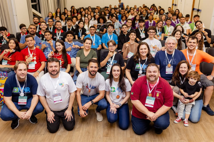  Estudantes do Ifap são medalhistas na Robocup