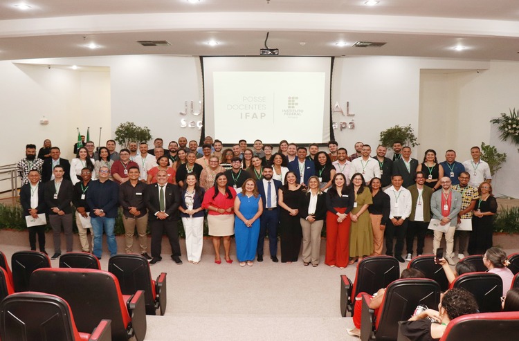 Ifap realiza posse de 53 docentes